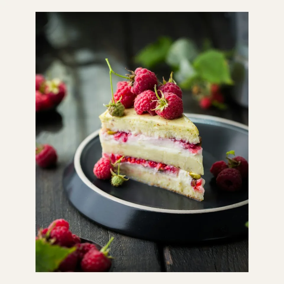 Ejemplo de imagen de producto ficticio: porción de tarta
